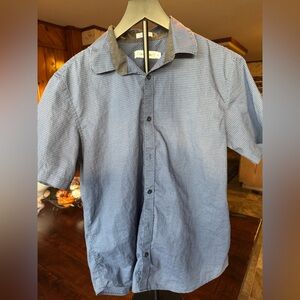 Calvin Klein Men’s Blue Short Sleeve Button Down Shirt Size M 100% Cotton